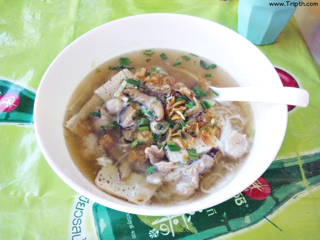 ก๋วยจั๊บญวน อร่อย