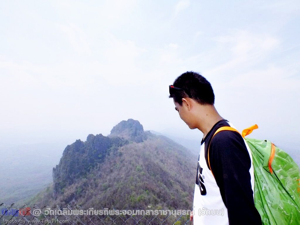 สูงมากกก วัดปู่ผาแดง (5)